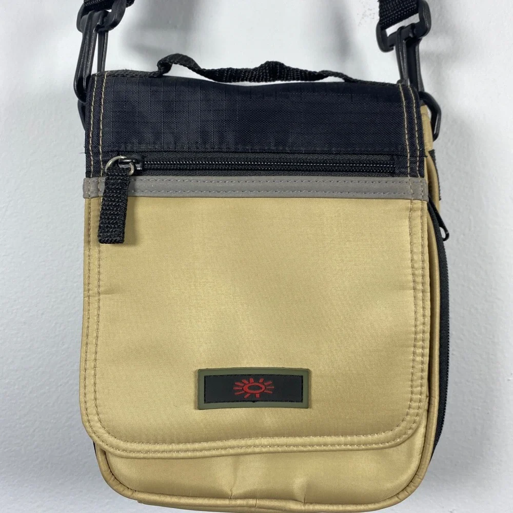 Unbranded Crossbody Messenger Bag‎ Khaki Black Utility Techwear Hiking Gorpcore